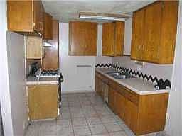 2nd image of 323 Calle Montecito