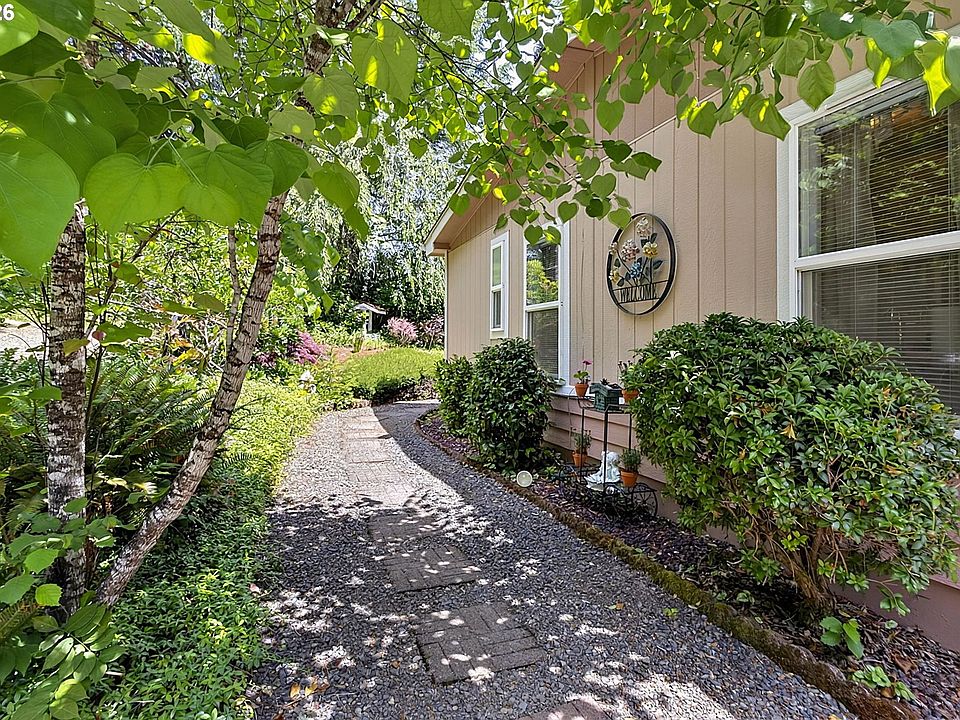 1st image of 94998 Spring Valley Ln