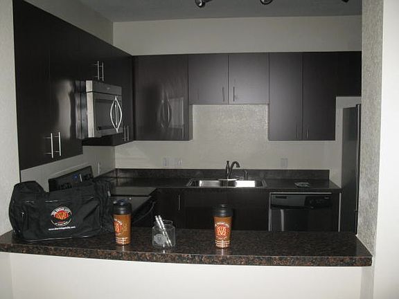 2nd image of 1531 W Lemon St APT 4311