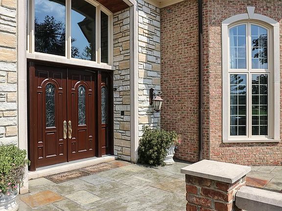 5th image of 6646 Ross Ln