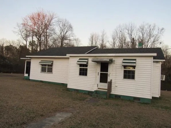 1329 New St, Murfreesboro, NC 27855