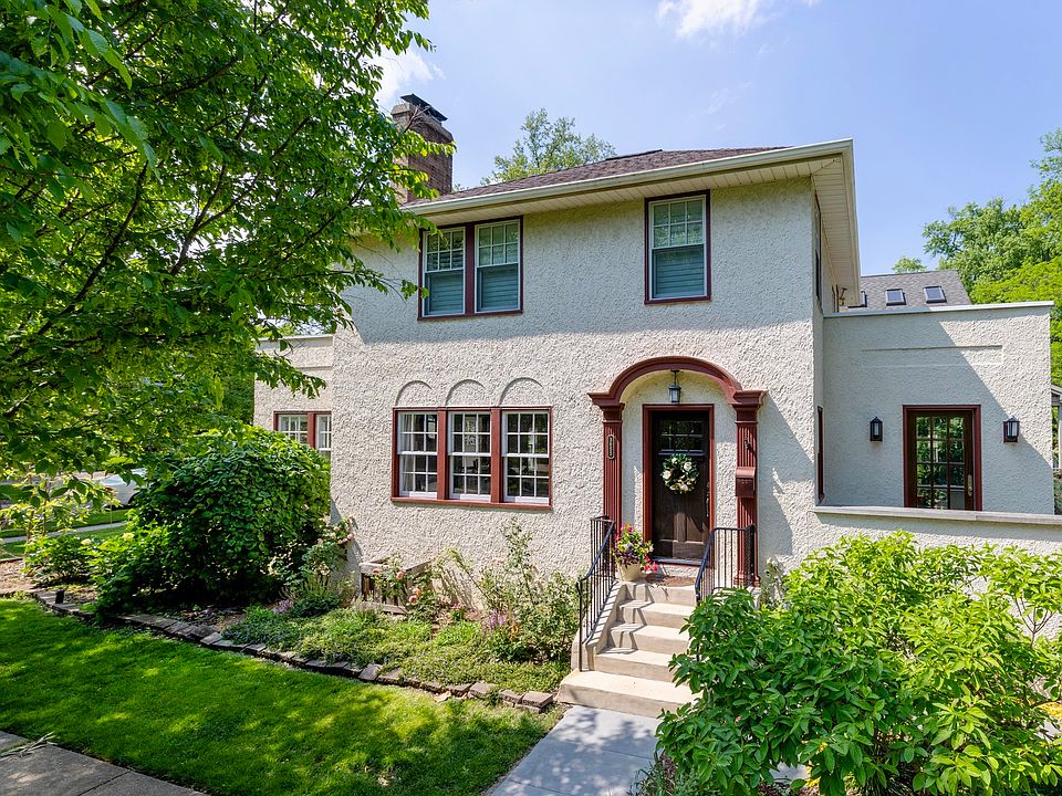 1st image of 3055 Park Pl
