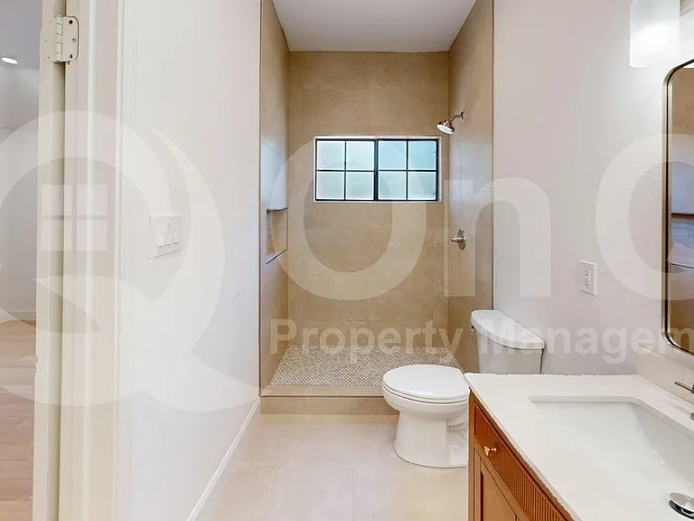 6000 Auburndale Ave #B — Photo 15