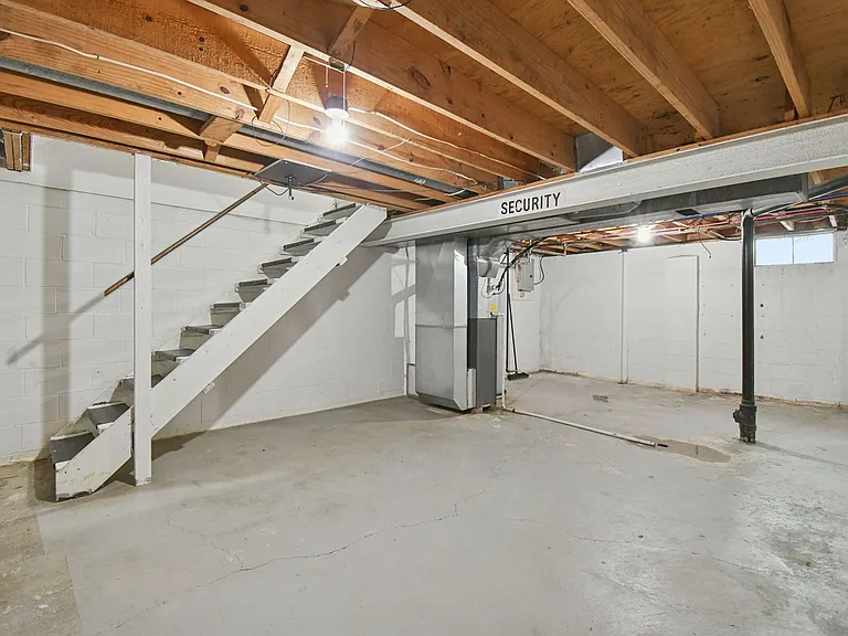 1385 Country Side Dr — Photo 20