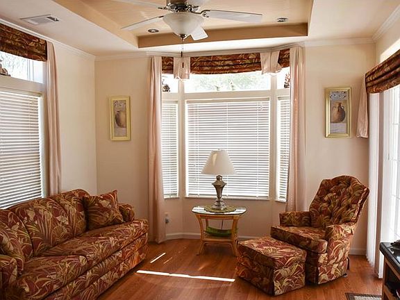 5th image of 2433 Cypress St