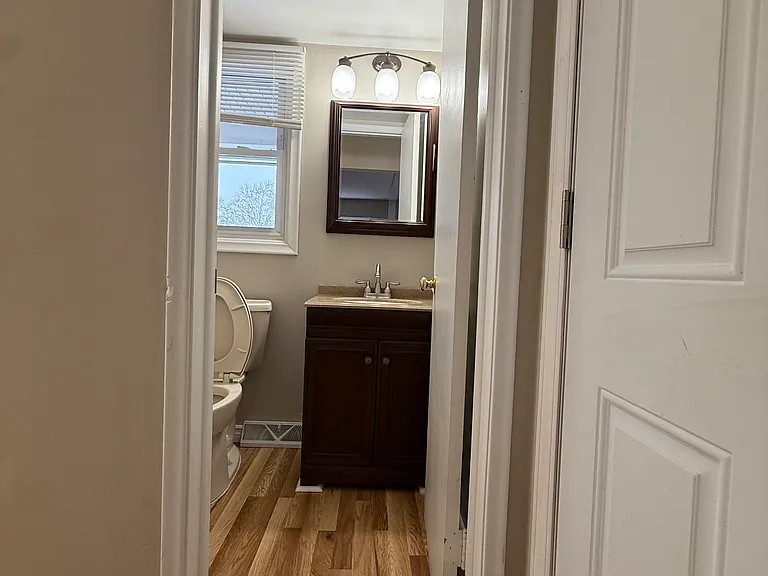 Half Bathroom (First Floor)