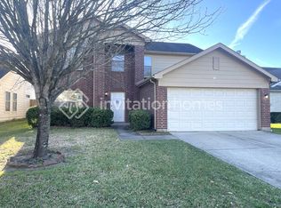 7911 Owl Ln, Baytown, TX 77523