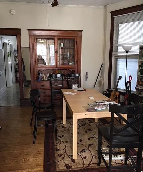 1116 W Wellington Ave #2 — Photo 8
