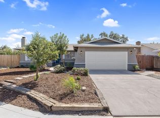 2635 W Monte Vista Avenue, Visalia, CA 93277