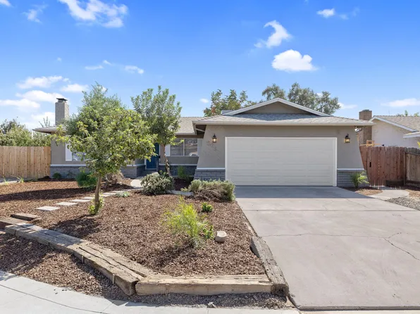 2635 W Monte Vista Avenue, Visalia, CA 93277