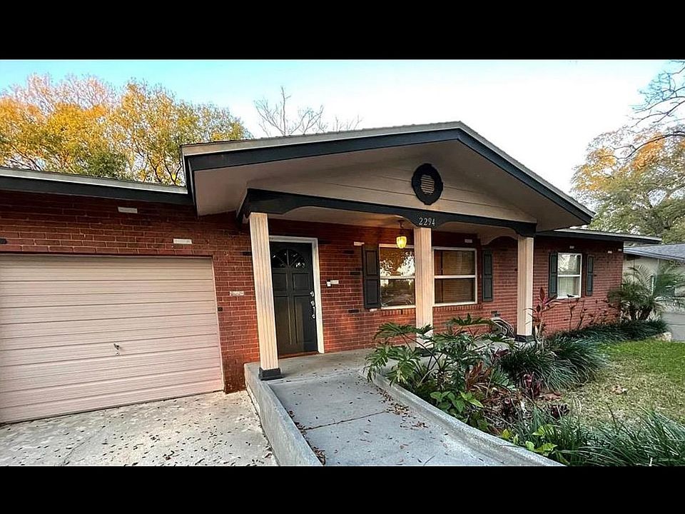 1st image of 2294 Terrace Dr N