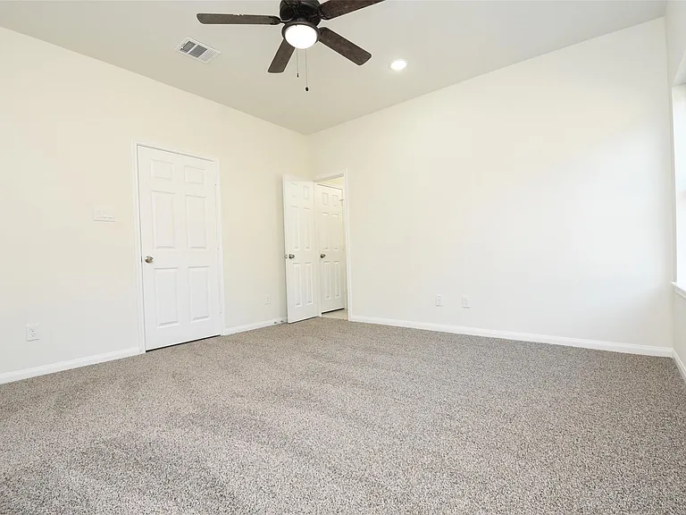 2819 Topiary Ln — Photo 16