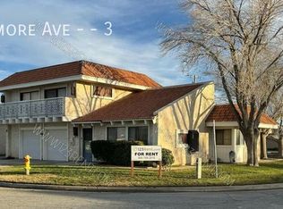 2890 Sycamore Ave #3, Rosamond, CA 93560