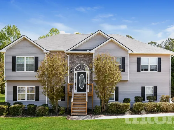 63 Sycamore Ln, Dallas, GA 30132