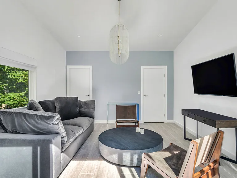 35 Woodthrush Ln — Photo 17