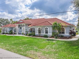 349 Anderson St NE, Lake Placid, FL 33852