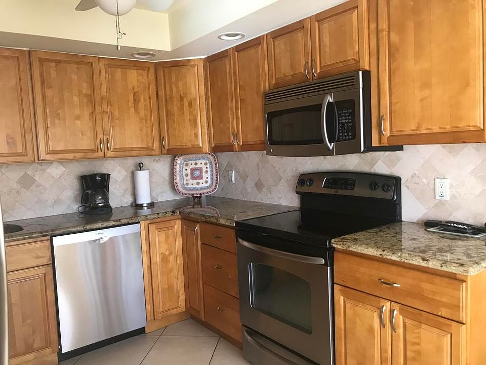 1st image of 205 Wellington Cir #L-2050