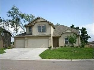 701 154th Pl, Basehor, KS 66007