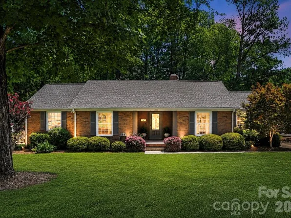 4323 Emory Ln, Charlotte, NC 28211