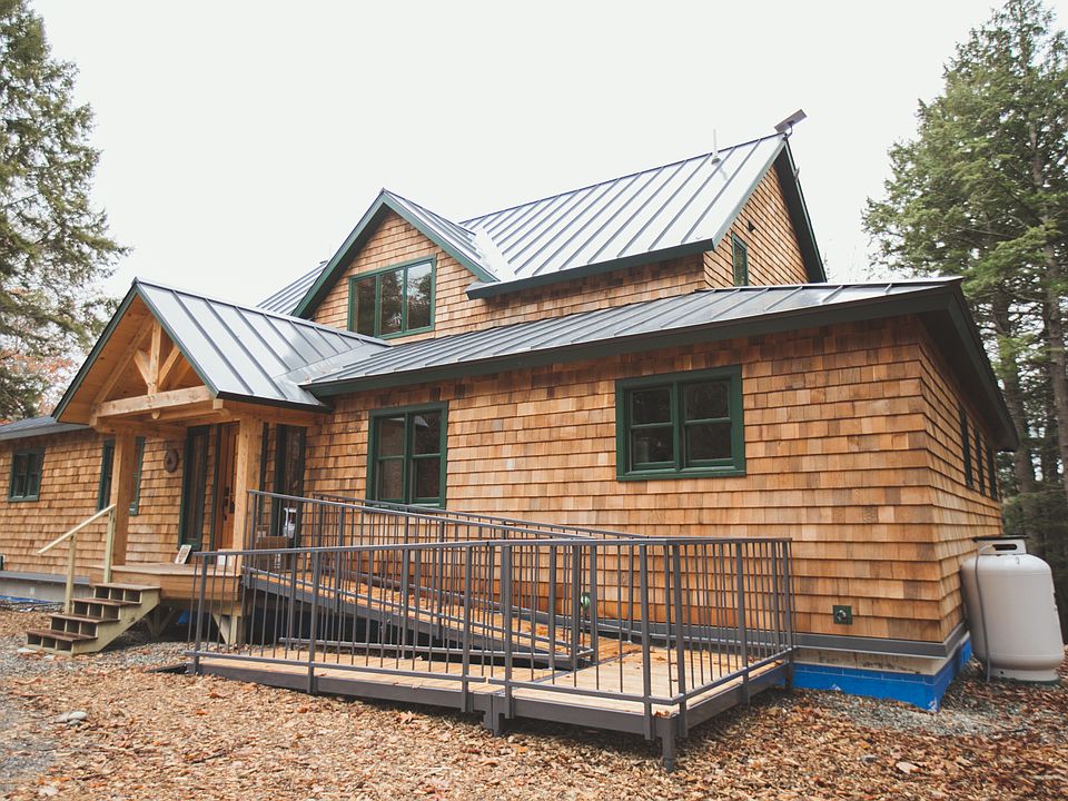 The front of the Lodge with an access ramp.