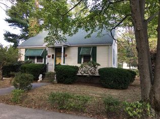 48 Potter Rd, Waltham, MA 02453