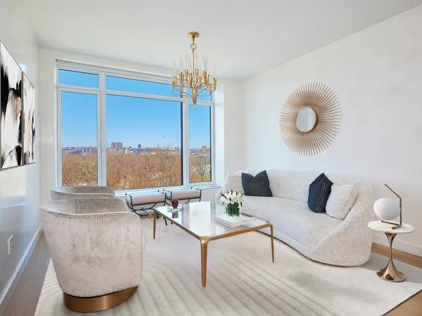 555 West 22nd Street 6DW image 1 of 8