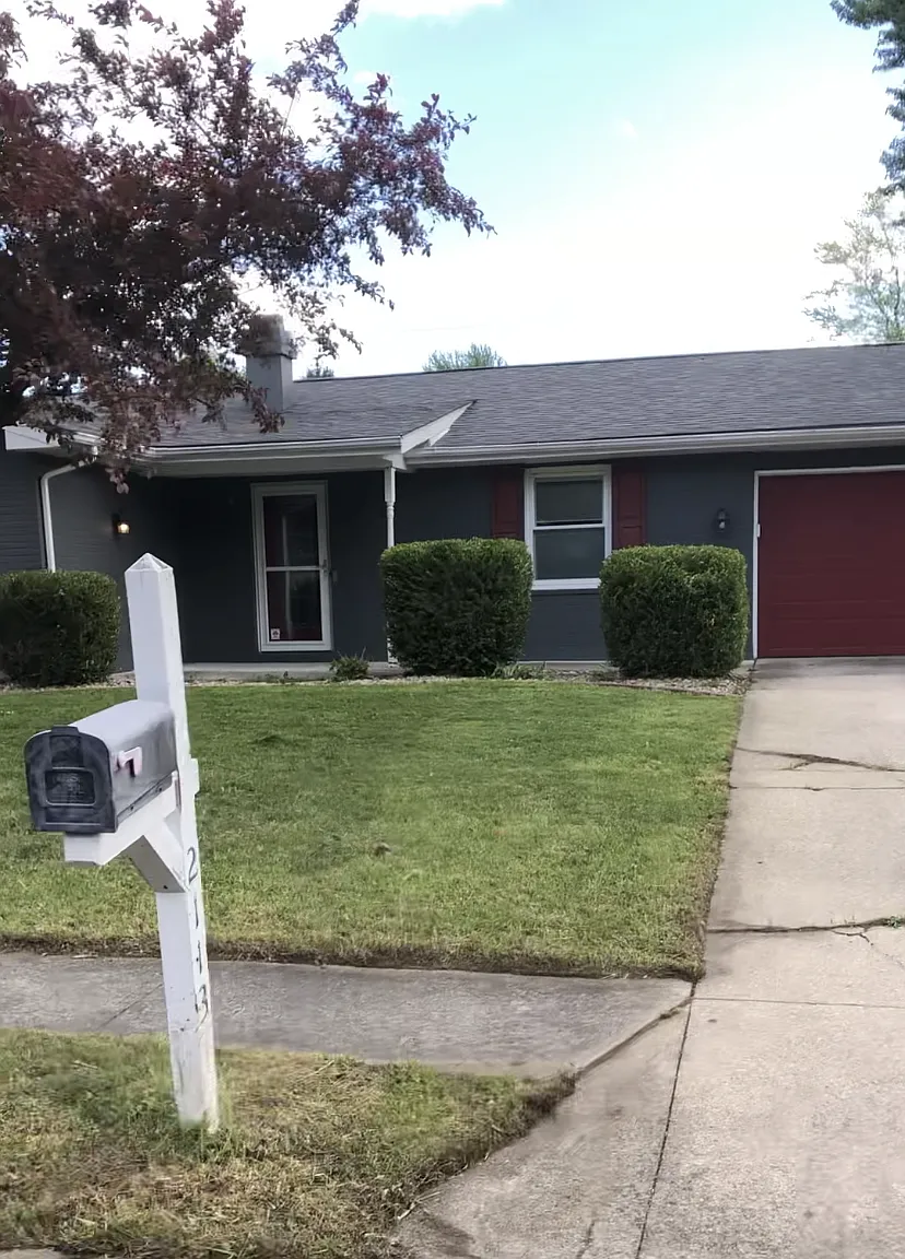 4 bed, 2256 sqft, $2,000 — Photo 1