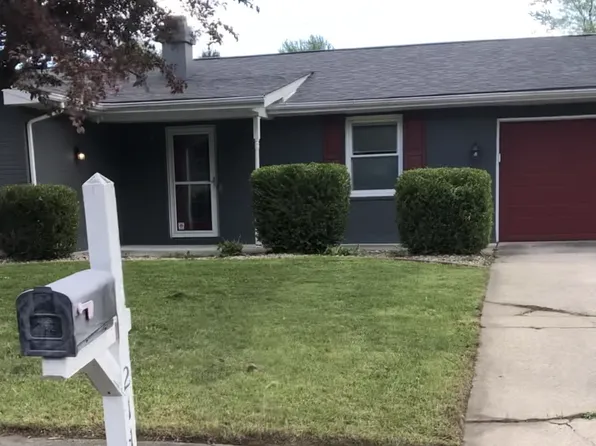 2113 W Christy Ln, Muncie, IN 47304