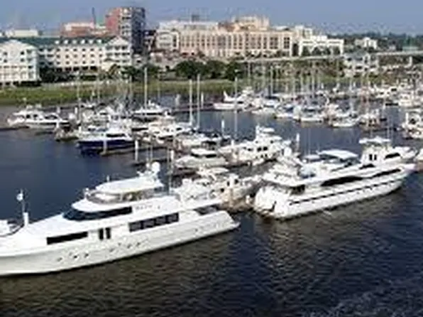 33 Lockwood Dr #E12, Charleston, SC 29401