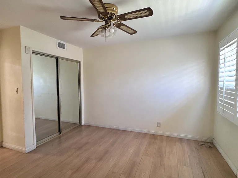 304 N Kendor Dr — Photo 27