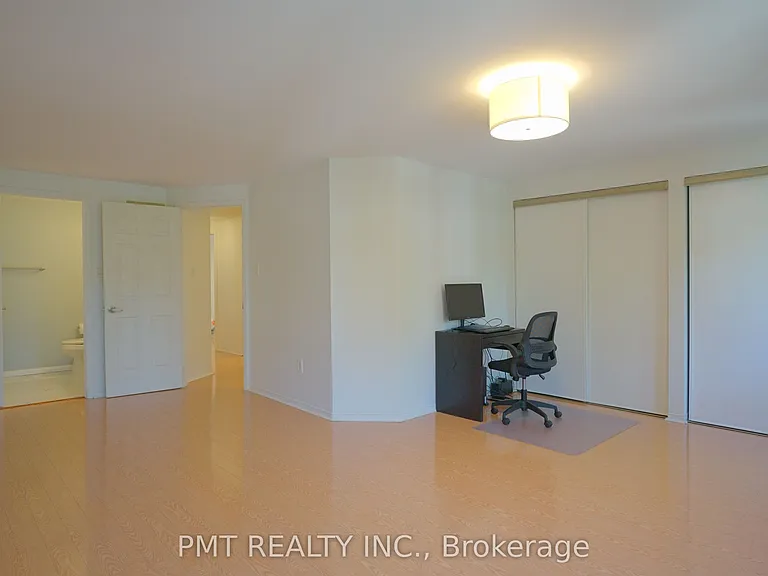 4605 Donegal Dr #33 — Photo 16