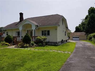 2 Broderick St, Albany, NY, 12205