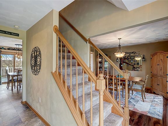 3rd image of 1005 Greer Ln
