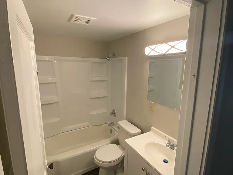 435 N Prospect St #2 — Photo 9