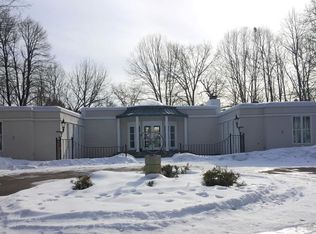 1520 Fox St, Wayzata, MN 55391