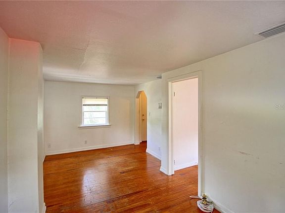 3rd image of 2400 Delaney Ave