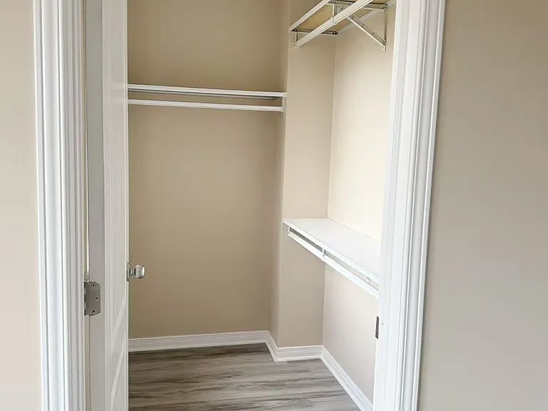 212 Losino Cres — Photo 18