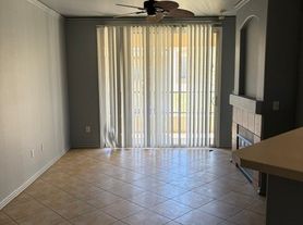 7131 S Durango Dr, Las Vegas, NV