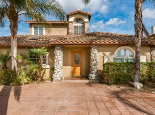 409 E Iris St, Oxnard, CA 93033