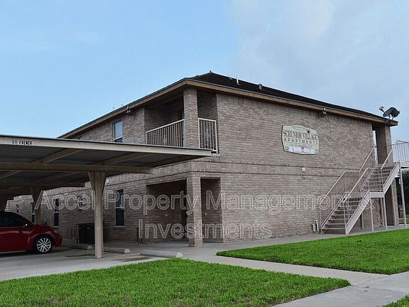 2nd image of 811 French Ave #11