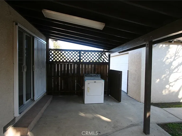 9968 Daines Dr — Photo 42