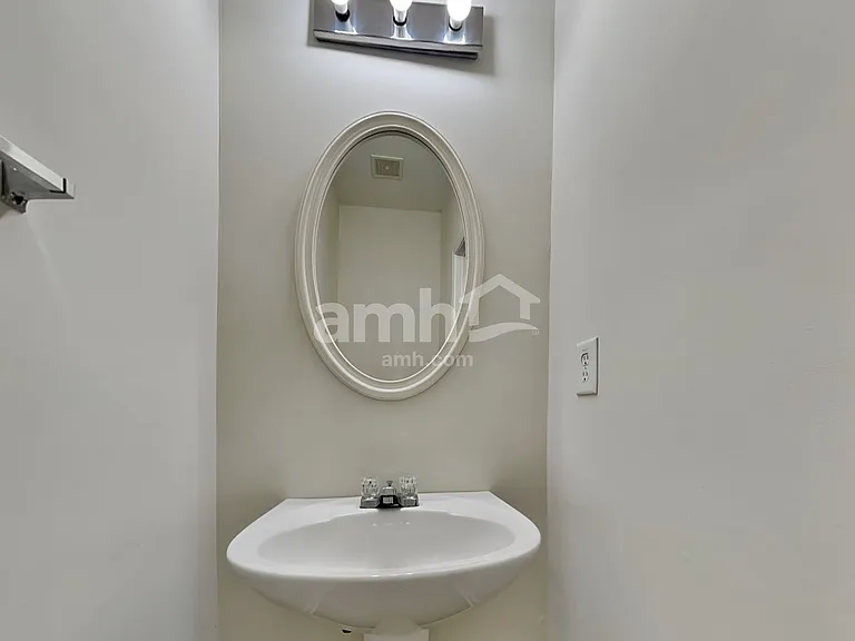 4032 Haworth Pkwy — Photo 8
