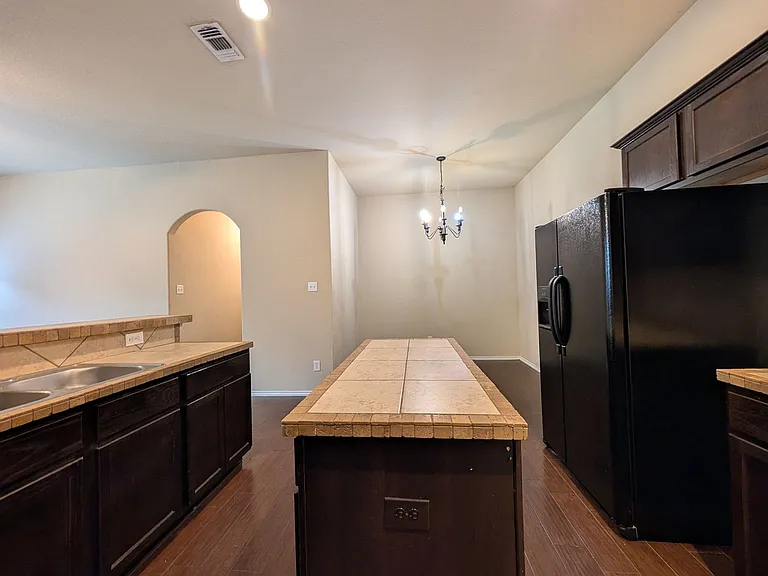 298 Rosalie Dr — Photo 11