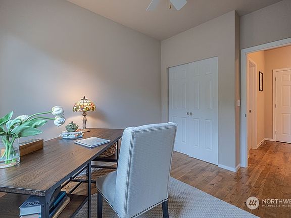 4th image of 4818 NE Bend Drive NE