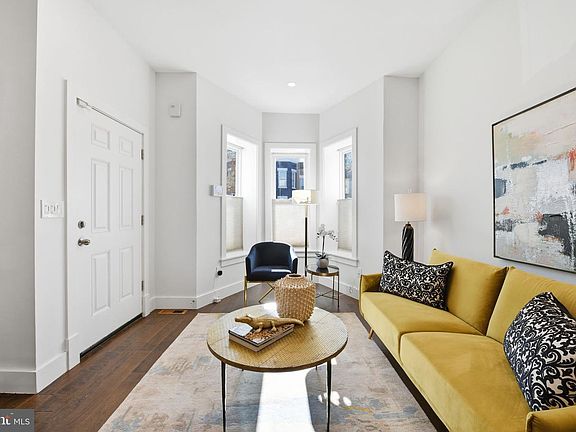 5th image of 26 Q St NE #1