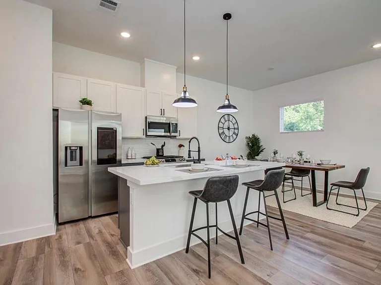 778 W Tidwell Rd #I — Photo 12