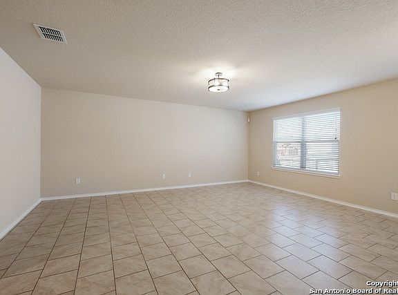 5th image of 11707 Clamoun Cir