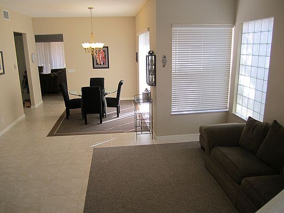 4th image of 165 Isle Verde Way