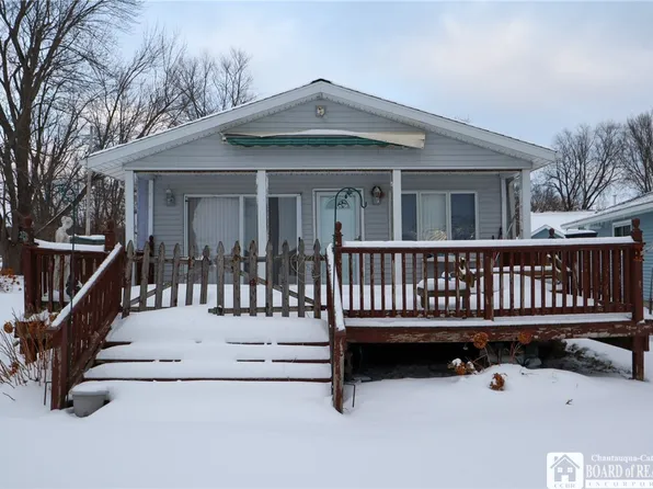 4032 Bemus Creek Rd, Bemus Point, NY 14712