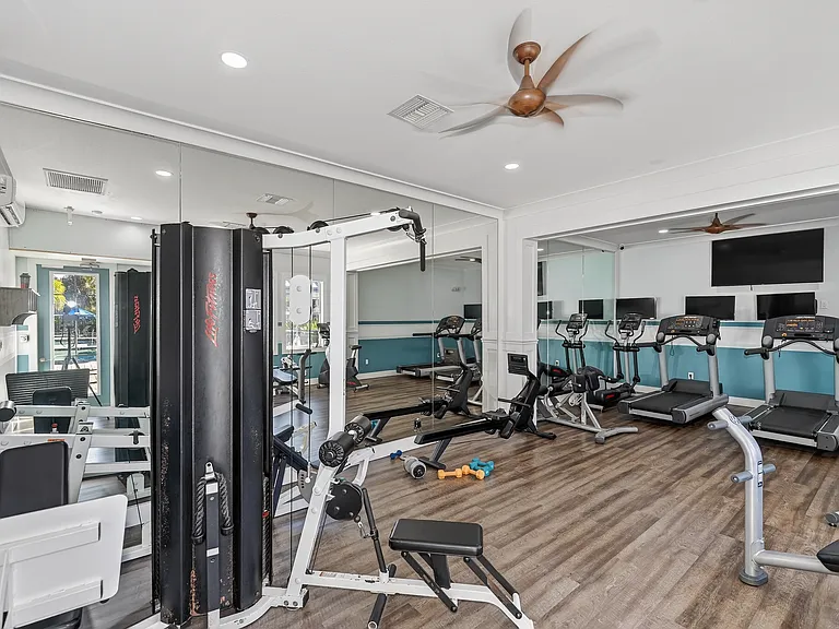 8003 Spring Marsh Dr — Photo 56